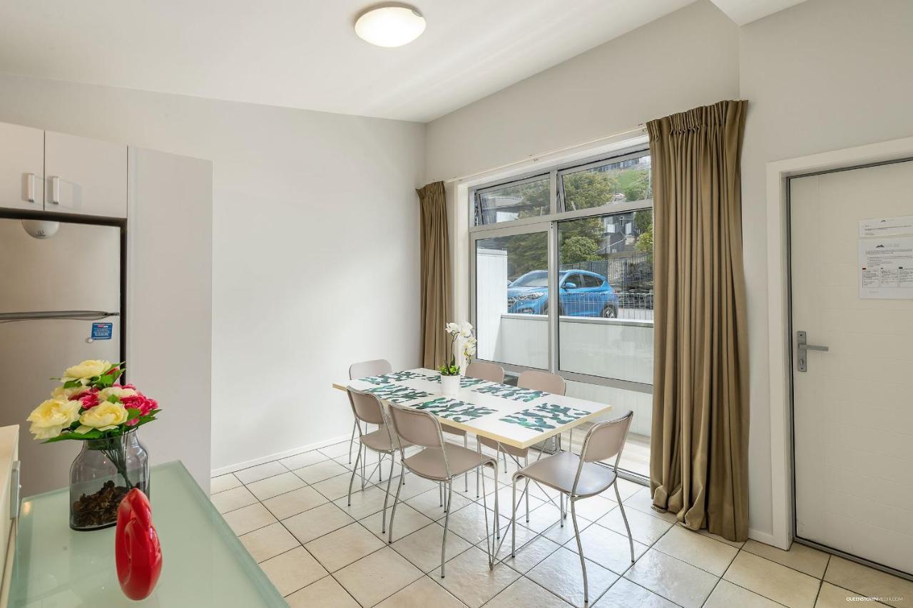 Lake View Greenstone Apartment Two Queenstown Extérieur photo